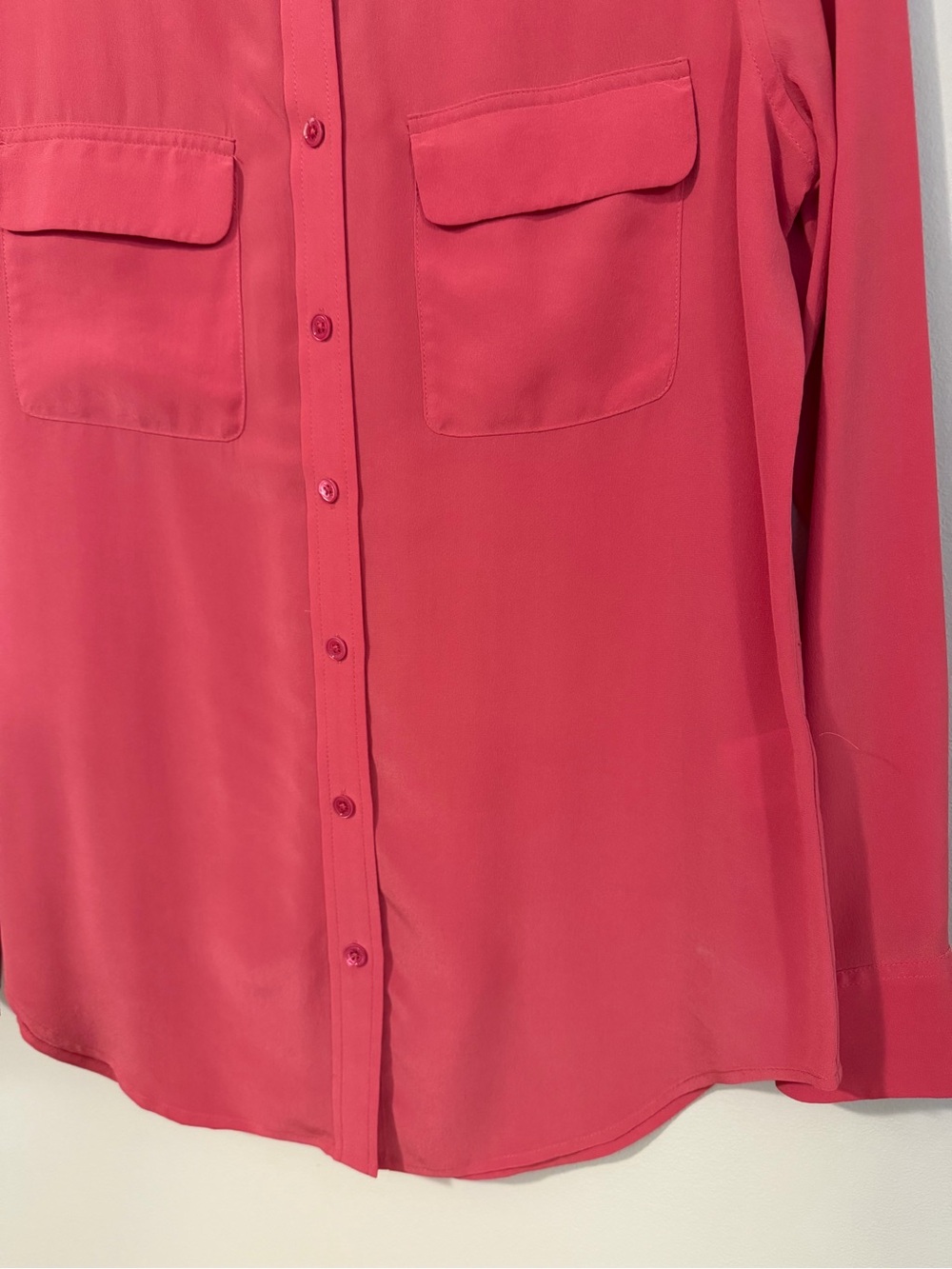 Equipment Femme 100% Silk Pink Button-Down Blouse Size M - Picture 10 of 11